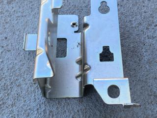 Кронштейн полки багажника BMW X5 G05 2022, 3.0 л., B57 D30 B, дизель, 416, внедорожник 5 дв., полный привод, 51477438268, 7438268