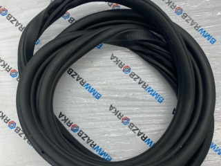 уплотнитель двери BMW X5 G05 [рестайлинг] G05 2023, 3.0 л., B58B30, бензин, 475, полный привод, 7428678