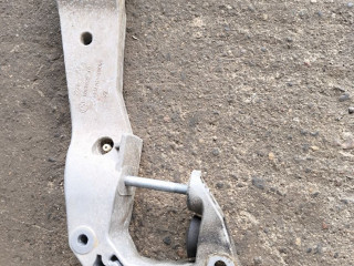 кронштейн КПП BMW M4 G82/G83 G82 2023, 3.0 л., S58B30A, бензин, купе, полный привод, 8089422