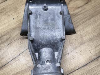 кронштейн полуоси BMW 8 серия G14/G15 G15 2019, 4.0 л., B57 D30 B, дизель, купе, полный привод, 8639382, 8639383