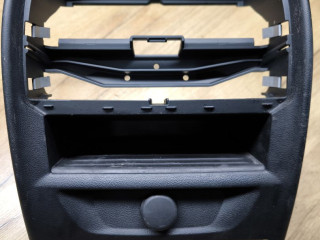 Задняя накладка центрального тоннеля BMW 5 серия G30/G31 G30 2017, 3.0 л., B57 D30 A, дизель, АКПП, a300, седан, полный привод, 9330681, 51169330681