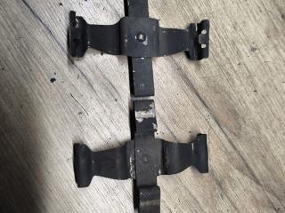 скоба суппорта BMW X6 G06 2020, 3.0 л., B57 D30 A, дизель, АКПП, внедорожник 5 дв., полный привод, 34116872573, 6872573