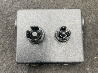 кожух электрических разъемов BMW X5 G05 2019, 4.0 л., бензин, АКПП, a300, внедорожник 5 дв., полный привод, 9111262