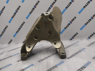 кронштейн двигателя BMW M2 G87 2023, 3.0 л., S58B30A, бензин, МКПП, купе, задний привод, 8053542