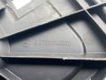 накладка на порог внутренняя Mercedes-Benz Sprinter W907/W910 W907 2020, 2.2 л., OM651 DE22LA, дизель, 6МКПП, 9147, микроавтобус, задний привод, правый руль, A9106864000, 9106864000 - фото №5