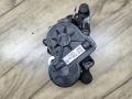 суппорт задний правый BMW 1 серия F40 2023, 1.5 л., B37 C15 A, дизель, skyscraper grau metallic (c4w), хетчбэк 5 дв., передний привод - фото №2