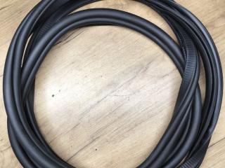 уплотнитель двери BMW X5 G05 [рестайлинг] G05 2024, 3.0 л., B57 D30 B, дизель, 416, полный привод, 7428678