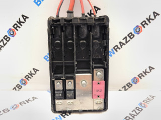 распределитель B+ BMW i8 I12 2015, 1.5 л., B38 K15 A, гибрид, полный привод, 9321022