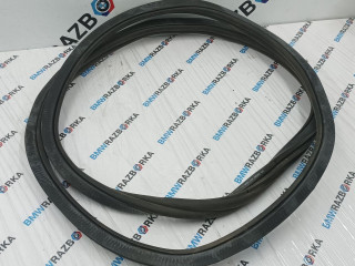 уплотнитель двери BMW i5 G60 2024, электро, АКПП, c4p brooklyn grau metallic, седан, задний привод, 5A05899