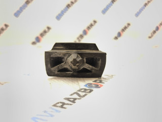кронштейн воздушного фильтра BMW 4 серия G22/G23 G22 2022, 2.0 л., B48 B20 A, бензин, АКПП, купе, 13718635105, 8635105