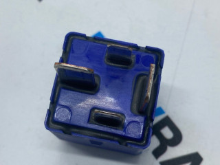 реле (прочие) BMW 8 серия G14/G15 G14 2019, 4.0 л., B57 D30 B, дизель, АКПП, 475, кабриолет, полный привод, 9367693, C1909507