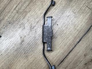 скоба суппорта BMW 1 серия F40 2023, 1.5 л., B37 C15 A, дизель, skyscraper grau metallic (c4w), хетчбэк 5 дв., передний привод, 34206864449, 6864449, 34206464449