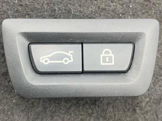 кнопка открытия багажника BMW 5 серия G30/G31 G30 2017, 3.0 л., B57 D30 A, дизель, АКПП, a300, седан, полный привод, 9275121