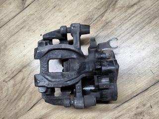 суппорт задний левый BMW 1 серия F40 2023, 1.5 л., B37 C15 A, дизель, skyscraper grau metallic (c4w), хетчбэк 5 дв., передний привод, 1543679