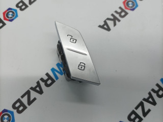 Кнопка блокировки двери BMW X7 G07 2019, 4.0 л., бензин, АКПП, c27, внедорожник 5 дв., полный привод, 7950564