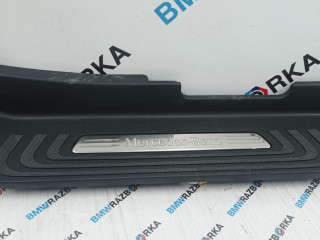 накладка на порог внутренняя Mercedes-Benz V-Класс W447 [рестайлинг] W447 2024, 2.0 л., OM 654.920, дизель, АКПП, черный обсидиан металлик mb 9197, микроавтобус, задний привод, A4476801906, 4476801906