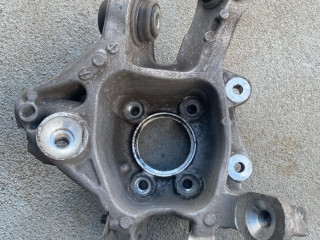 кулак задний правый BMW 8 серия G14/G15 G14 2019, 4.0 л., B57 D30 B, дизель, АКПП, 475, кабриолет, полный привод, 6850564, 33306850564