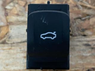 кнопка открытия багажника BMW X5 G05 [рестайлинг] G05 2024, 3.0 л., B57 D30 B, дизель, АКПП, 475, внедорожник 5 дв., полный привод, правый руль, 9327029
