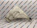 бачок омывателя BMW 4 серия F32/F33 F33 2016, 3.0 л., B58B30, бензин, АКПП, 475, кабриолет, задний привод, 7241679 - фото №3