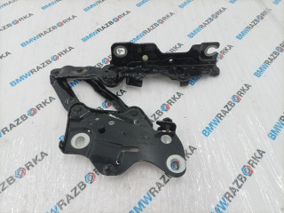 петля капота левая BMW X5 G05 [рестайлинг] G05 2023, 3.0 л., B58B30, бензин, 475, полный привод, 7418201