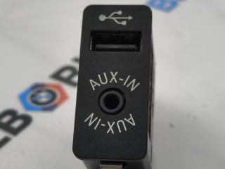 разъем AUX / USB BMW X6 F16 2015, 3.0 л., N57 D30 C, дизель, АКПП, a96, внедорожник 5 дв., полный привод, 9266607