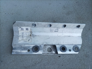 крепление аккумулятора BMW X5 G05 [рестайлинг] G05 2023, 3.0 л., B58B30, бензин, 475, полный привод, 8834560