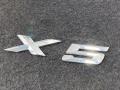 эмблема BMW X5 G05 2022, 3.0 л., B57 D30 B, дизель, 416, внедорожник 5 дв., полный привод - фото №2