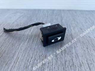 кнопка открытия багажника BMW 5 серия F07/F10/F11 F10 2012, 2.0 л., N47 D20 C, дизель, МКПП, седан, 61319200316, 9200316
