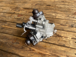 ТНВД BMW X5 F15 (2013 - 2018), 3.0 л., N57 D30 B, дизель, АКПП, внедорожник 5 дв., 7823470, 0445010638