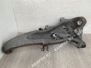 кулак поворотный правый BMW 5 серия F07/F10/F11 F10 2012, 2.0 л., N47 D20 C, дизель, МКПП, седан, 31216775770, 6775770