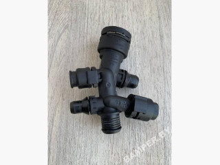 патрубок (трубопровод, шланг) BMW 5 серия F07/F10/F11 F11 2011, 2.5 л., дизель, АКПП, универсал, 17128513834, 8513834