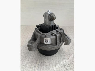 подушка крепления двигателя BMW 5 серия F07/F10/F11 F10 2012, 2.0 л., N47 D20 C, дизель, МКПП, седан, 22116785601, 6785601