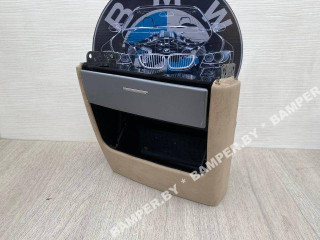 подстаканник BMW X5 E53 [рестайлинг] E53 2005, 3.0 л., дизель, АКПП, внедорожник 5 дв., полный привод, 51167077955, 7077955