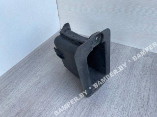 воздуховод тормозной правый BMW 5 серия F07/F10/F11 F11 2011, 2.5 л., дизель, АКПП, универсал, 51757185168, 7185168