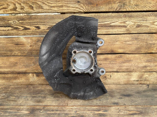 кулак поворотный левый BMW 7 серия E65/E66/E67 E65 2001, 3.6 л., N62 B36 A, бензин, АКПП, седан
