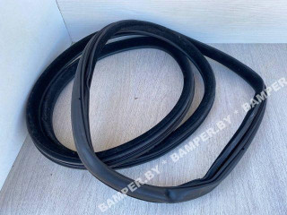 уплотнитель двери BMW 5 серия F07/F10/F11 F10 2012, 2.0 л., N47 D20 C, дизель, МКПП, седан