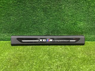 накладка на порог внутренняя BMW X6 M F96 2020, 4.4 л., S63 B44 B, бензин, АКПП, marina bay blau metallic (c1k), внедорожник 5 дв., 7434240, 51437434240, X61MC, X61MCOMPETITION