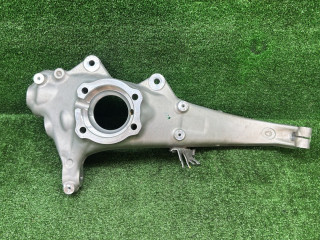 кулак поворотный правый BMW 5 серия G60/G61 2025, 2.0 л., бензин, a90, седан, задний привод, правый руль, 6898328, 689832802