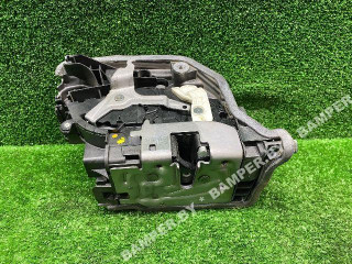 замок двери передней правой BMW 5 серия G30/G31 2017, 51217477688