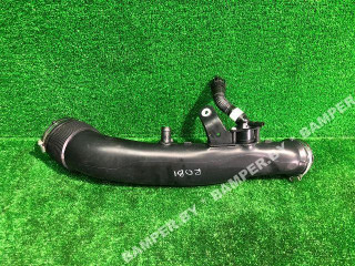 патрубок воздушного фильтра BMW 5 серия F07/F10/F11 [рестайлинг] 2013, 13717583726