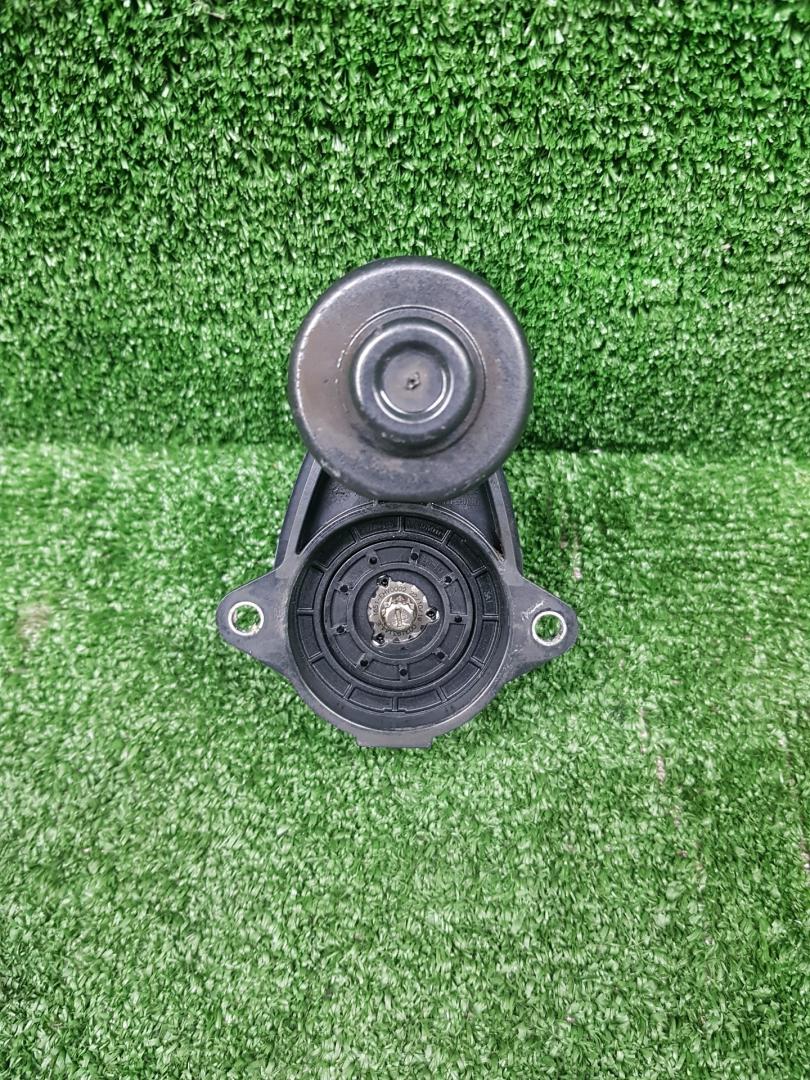 электроручник BMW X6 M F96 2020, 4.4 л., S63 B44 B, бензин, АКПП, marina bay blau metallic (c1k), внедорожник 5 дв., A002A334, 3421A002A334, 6888850, 34216888850 - фото №1