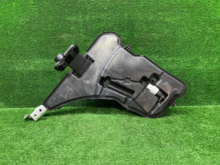 бачок омывателя BMW 5 серия G30/G31 G30 2018, 3.0 л., B57 D30 A, дизель, АКПП, седан, задний привод, правый руль, 7377035, 61668491829, 61668491829, 7377035