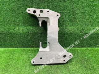 кронштейн КПП BMW 5 серия G30/G31 2017, 22326795800, 22326861580