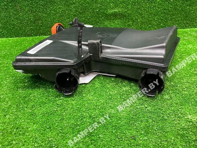 корпус воздушного фильтра BMW X3 G01 2018, 4.0 л., бензин, 13718678922 - фото №1