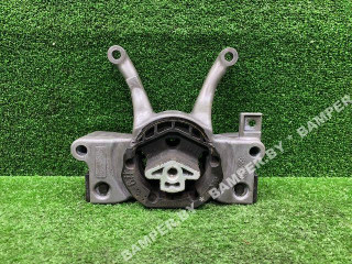 кронштейн КПП BMW 5 серия G30/G31 2017, 3.0 л., бензин, 22326862577