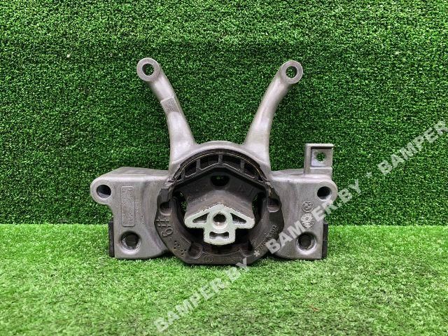 кронштейн КПП BMW 5 серия G30/G31 2017, 3.0 л., бензин, 22326862577 - фото №1