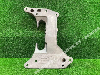 кронштейн КПП BMW 5 серия G30/G31 2017, 22326795800, 22326861580