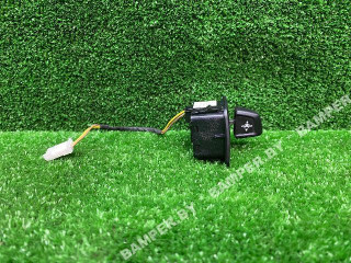 кнопки управления на руле BMW M5 F90 2019, 61319365877