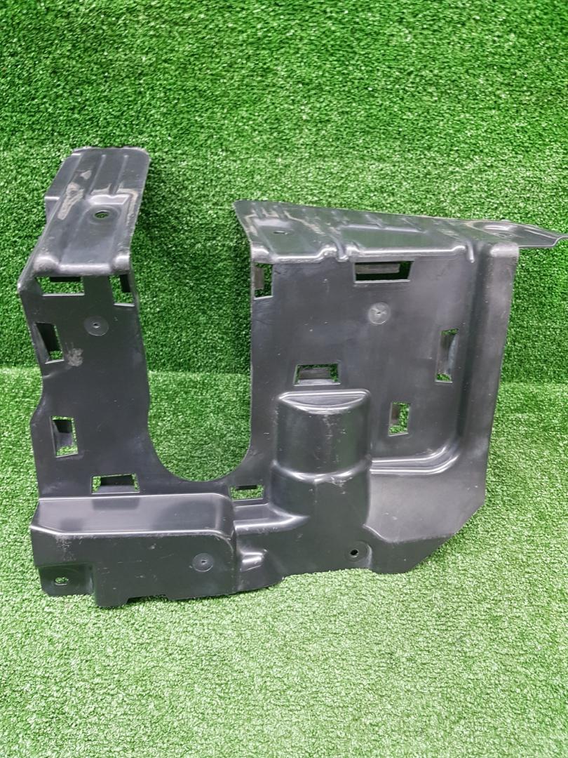 кожух рулевой колонки BMW X5 G05 2020, 3.0 л., B58B30, бензин, АКПП, a96, внедорожник 5 дв., 7424918, 51717424918 - фото №1