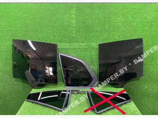 стекло кузовное боковое правое BMW X5 G05 2019, 51357444076, 51357444659, 51357444660, 51377444077